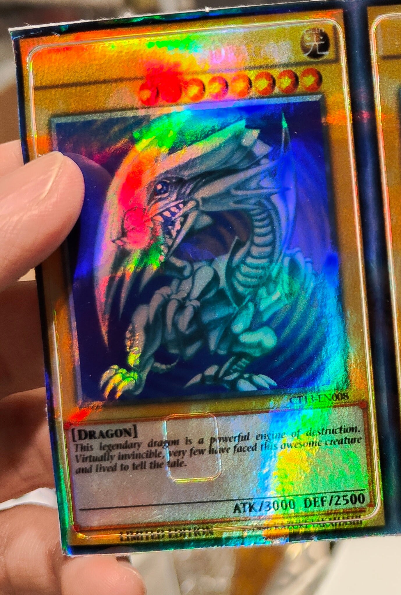 YuGiOh - Blue Eyes White Dragon Holographic Credit Card Sticker (Pleas YuGiOh - Blue Eyes White Dragon Holographic Credit Card Sticker (Pleas