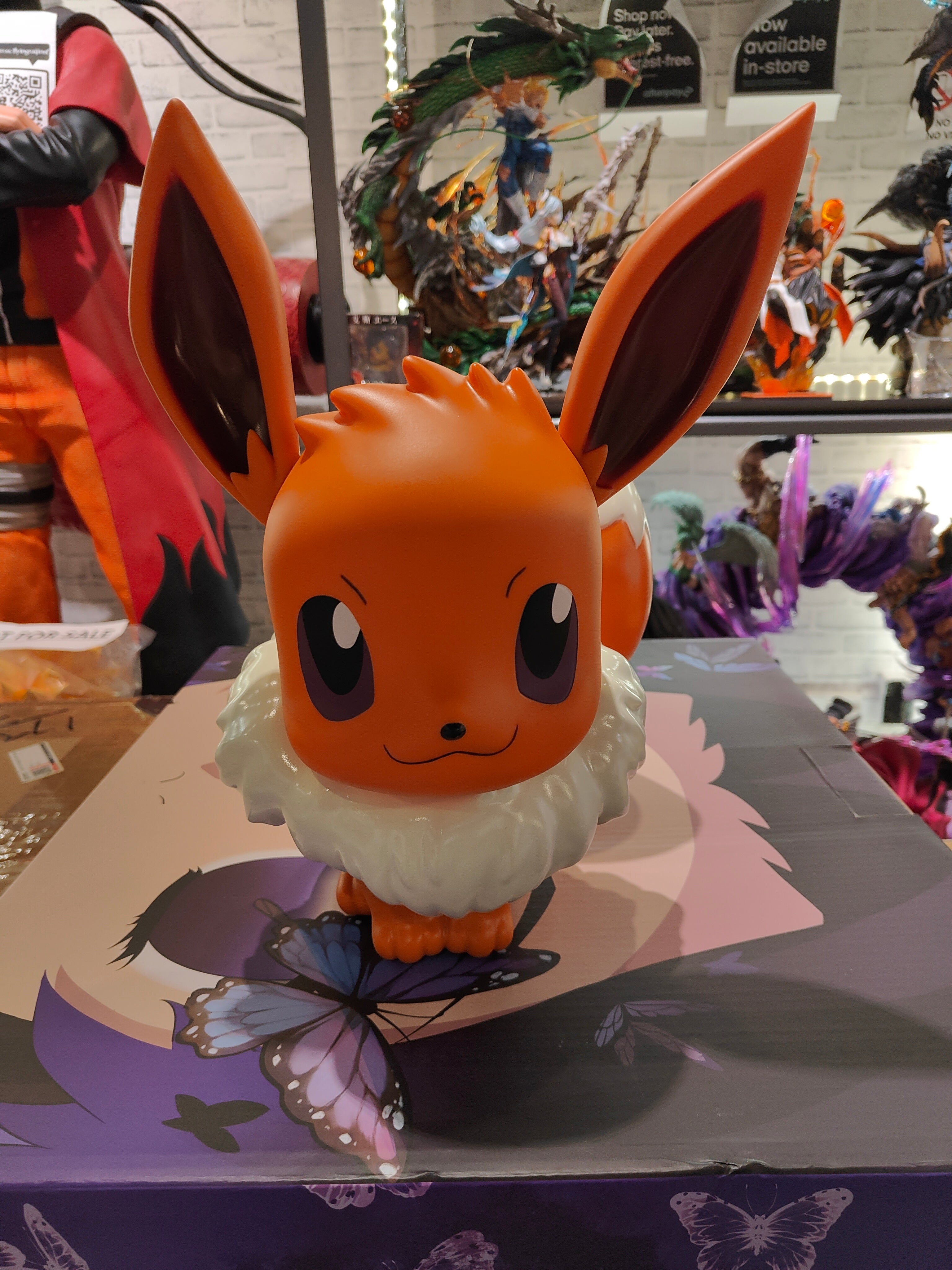 Pokemon Eevee life-size figure Pokemon jp