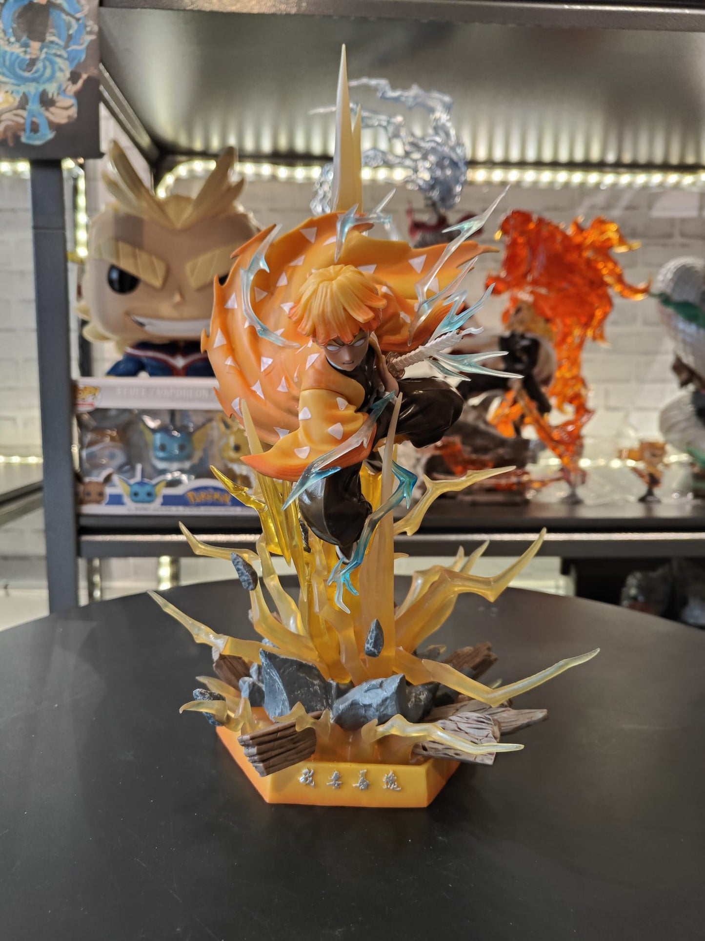 Demon Slayer - Zenitsu Figure