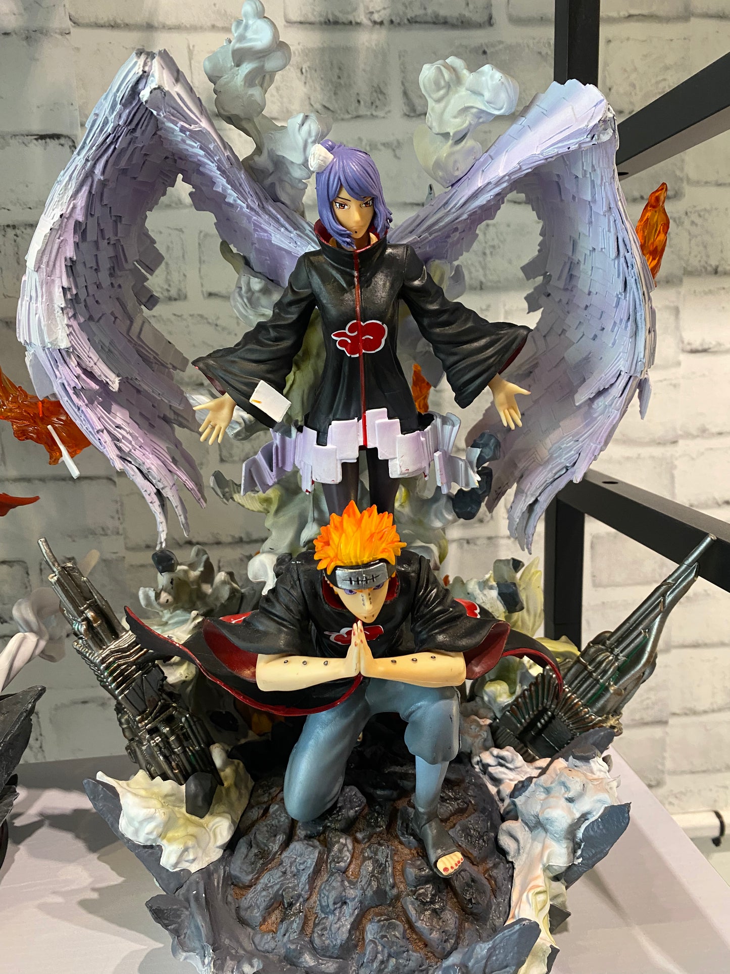 Pain and Konan Statue