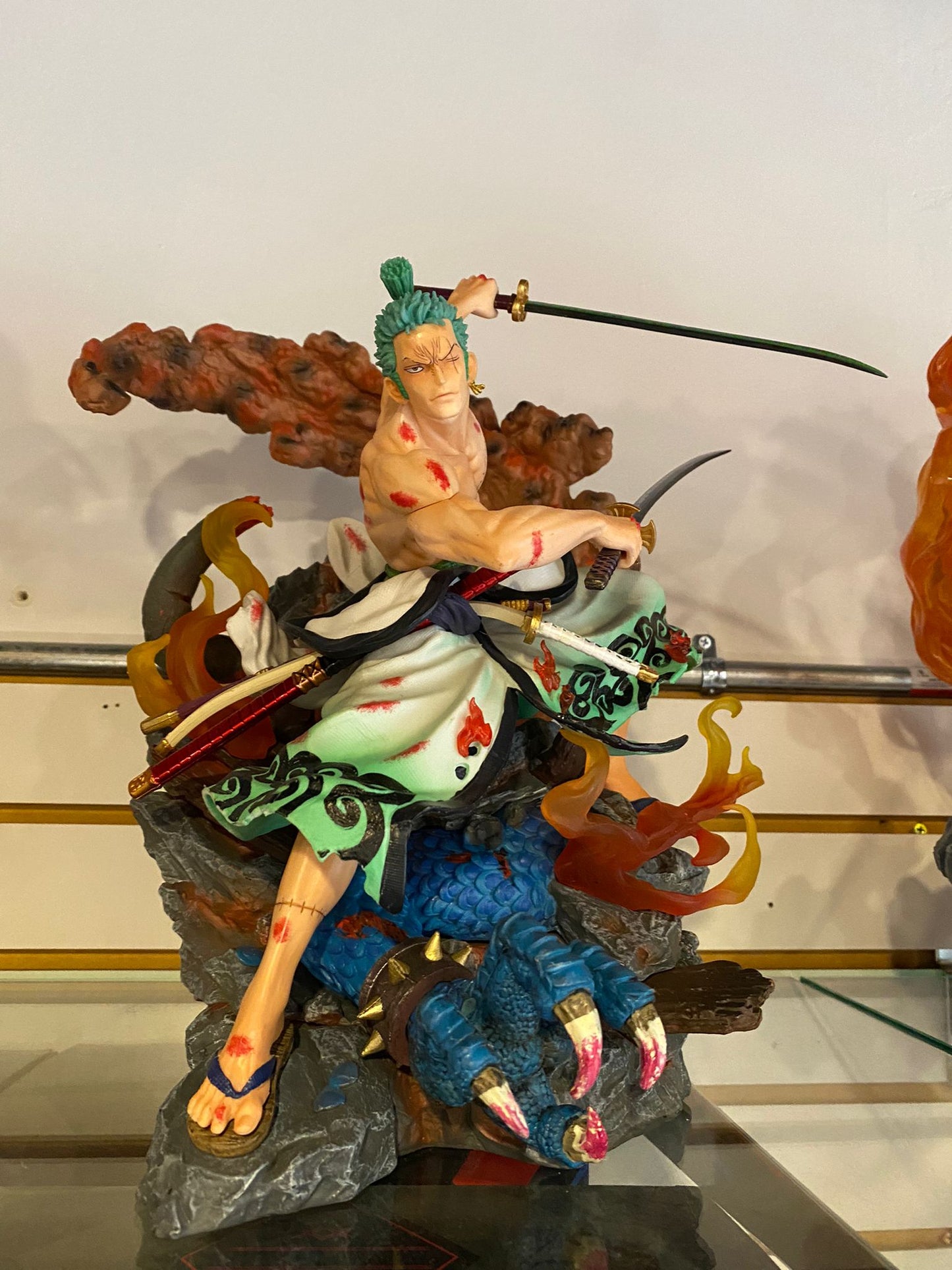 Zoro Dragon Claw Figure
