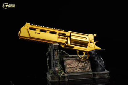 [PRE ORDER] Resident Evil - Panda Studio - Requiem Revolver and Tactical Axe 1:1 Scale Gold Limited Version (Price does not include shipping - Please Read Description)