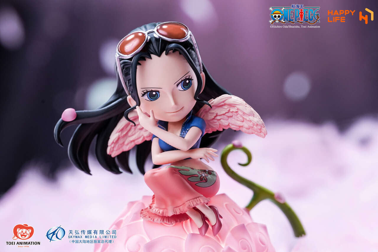 [PRE ORDER] One Piece - Happy Life Studio - Nico Robin Voice-Activated PVC Lamp (Price does not include shipping - Please Read Description)