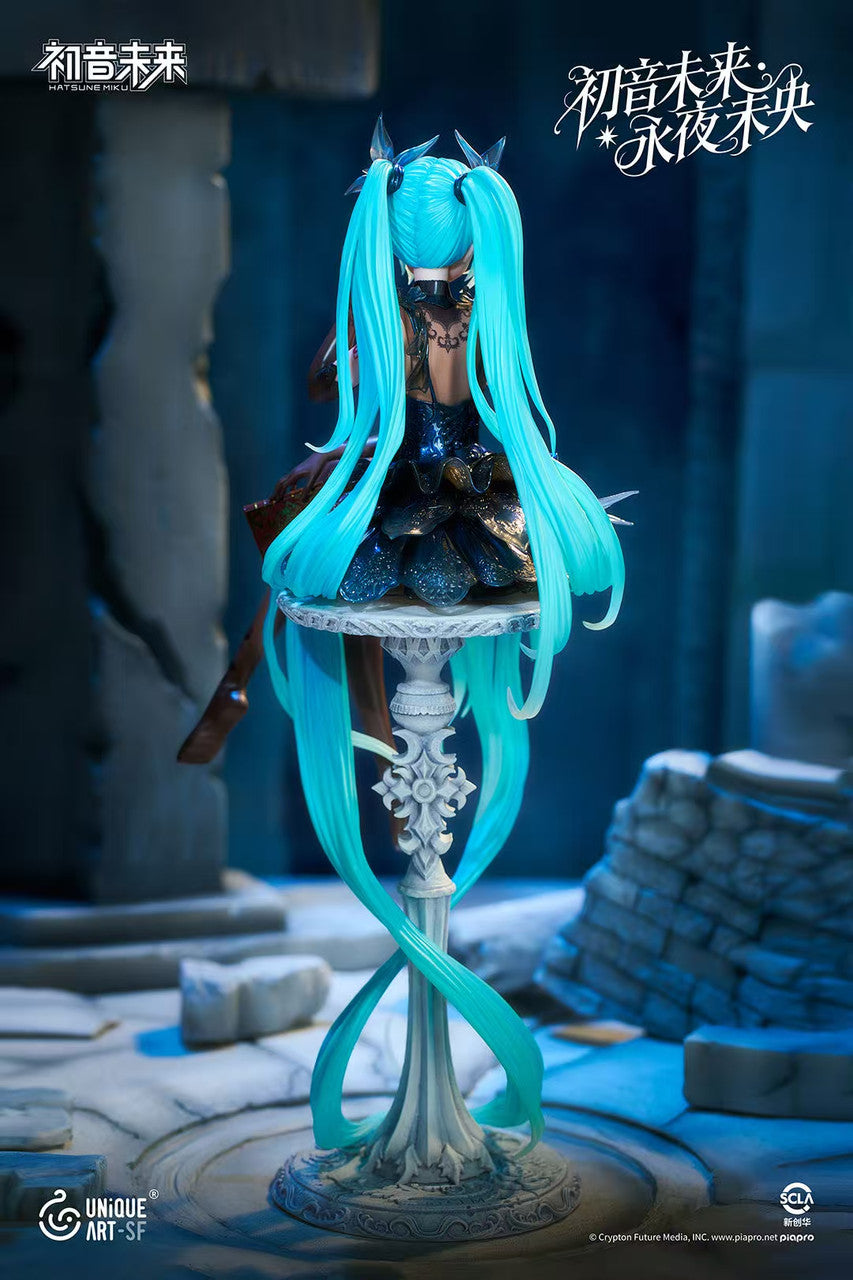 [PRE ORDER] Miku - UNiQUE ART Studio - Hatsune Miku PVC Figure (Price does not include shipping - Please Read Description)