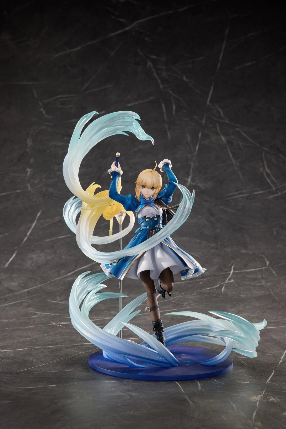 [PRE ORDER] Honkai Star Rail x Fate/Stay NIght - Aniplex Shanghai - Saber PVC Figure Licensed (Price does not include shipping - Please Read Description)
