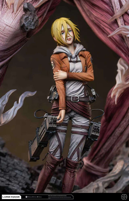 [PRE ORDER] Attack On Titan - Hertz Studio - Annie Leonhart & Female Titan (Price does not include shipping - Please Read Description)