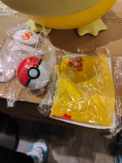 Pokemon - Life Size Psyduck Figure