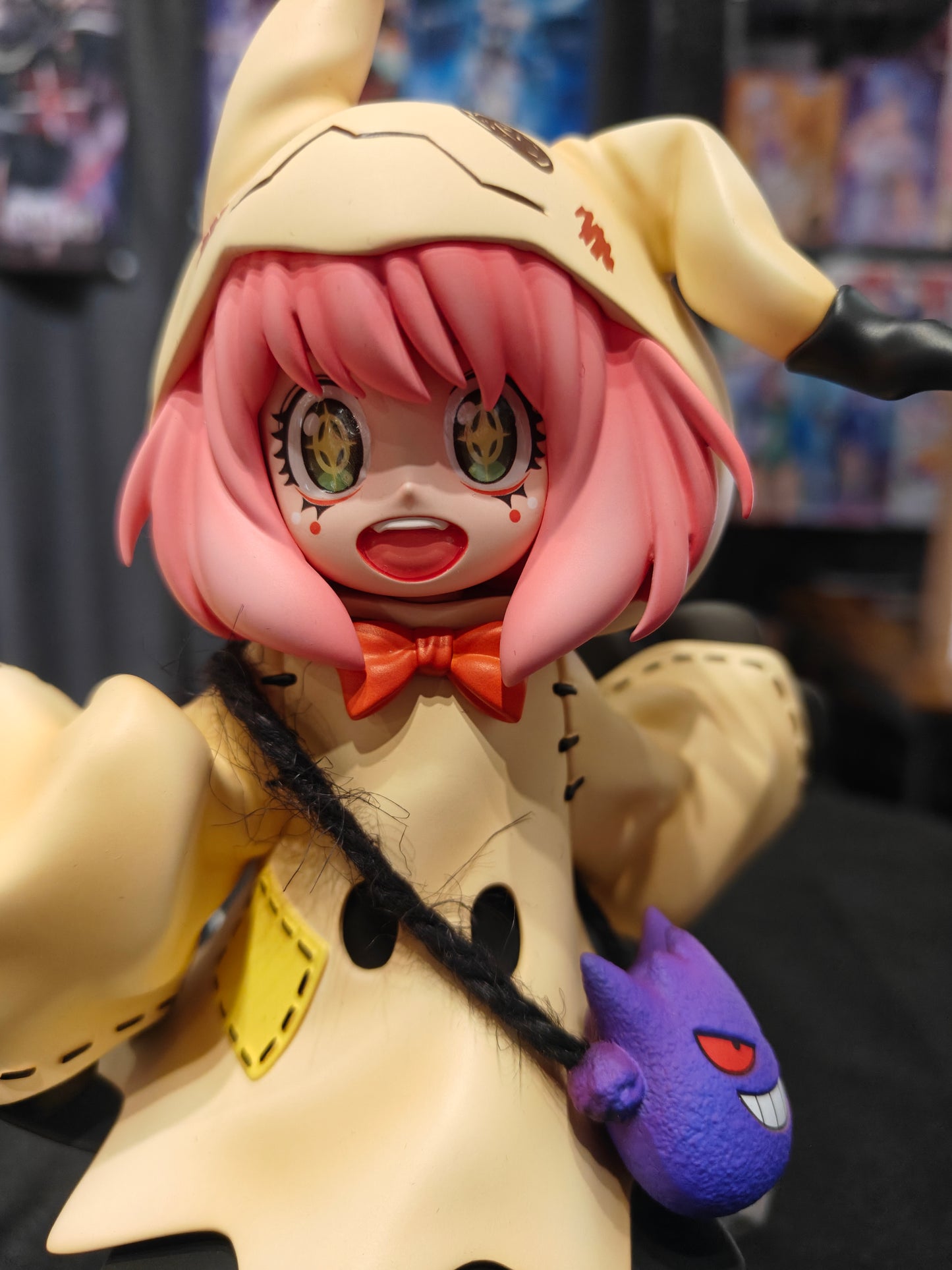 [US STOCK] Spy x Family x Pokemon - ZH Studio - Anya Cos Mimikyu Halloween Resin Figure