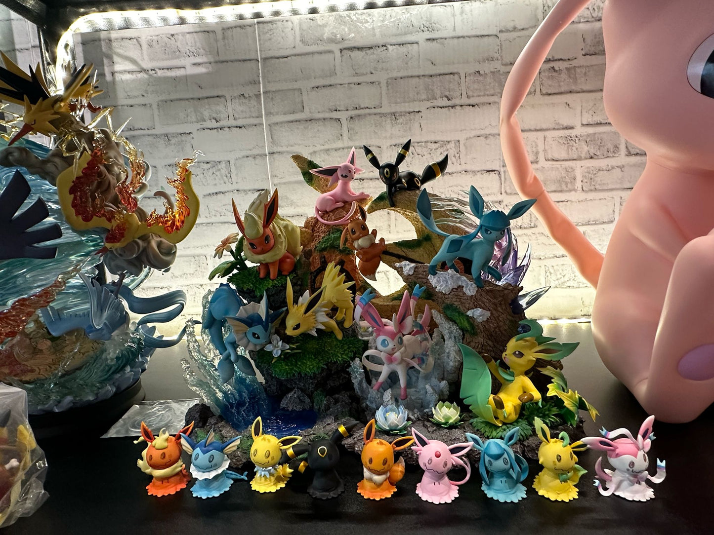 Pokemon -  DM Studio - Evee Family Resin Statue