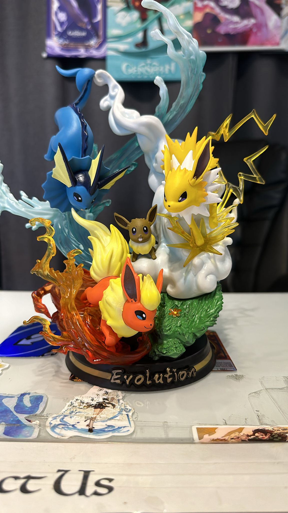 Pokemon - Eevee Evolutions Figure