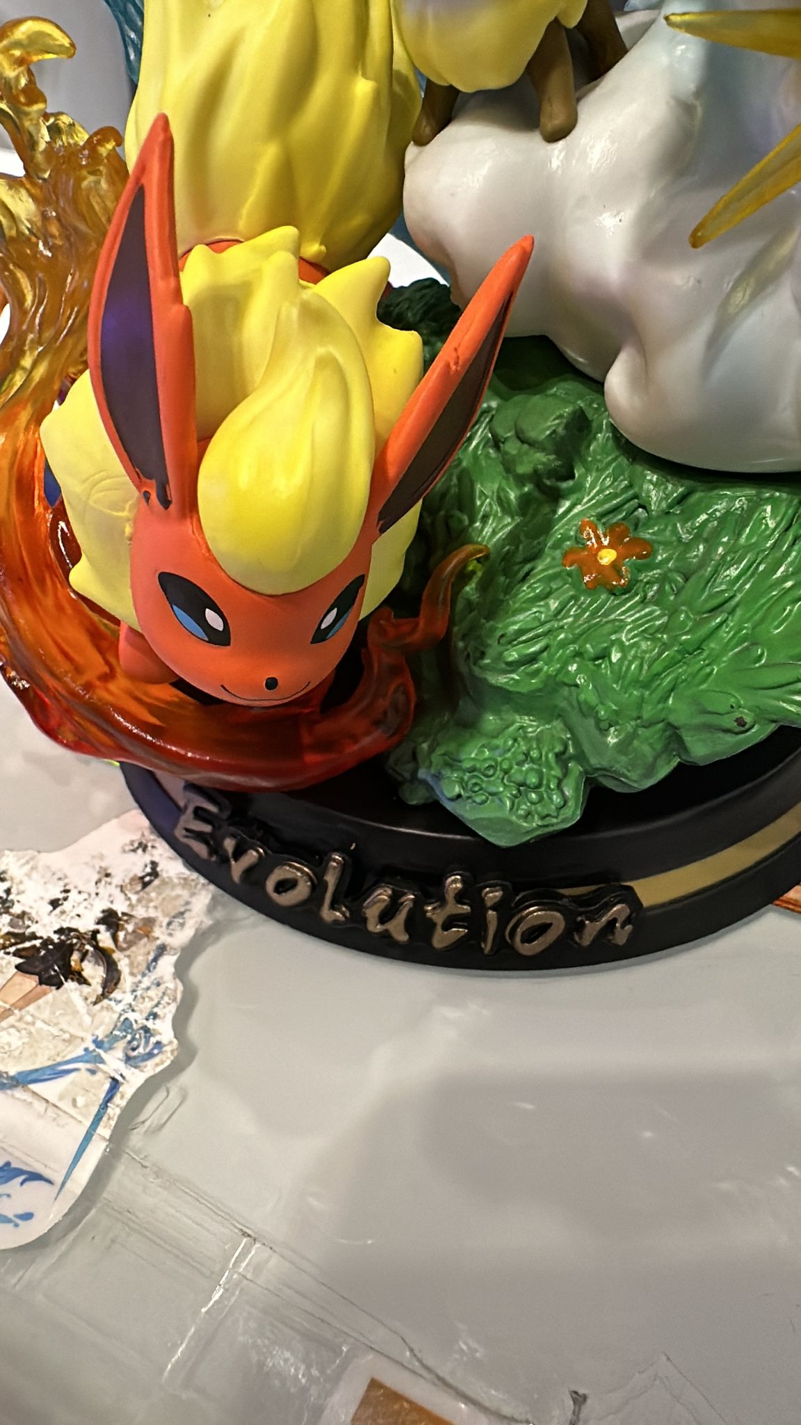 Pokemon - Eevee Evolutions Figure