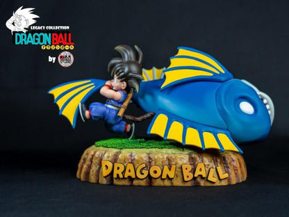 [PRE ORDER] Dragon Ball  - Kiba Studio -  Kid Goku Catching Fish (Price Does Not Include Shipping)