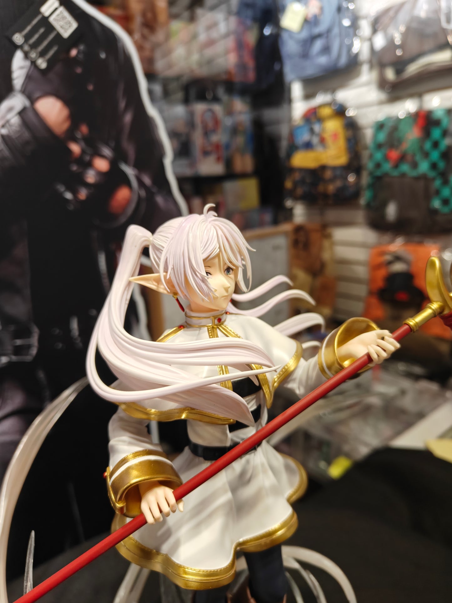 [IN STORE] Frieren - Beyond Journey's End - Light Studio - Frieren (Price does not include shipping - Please Read Decription)