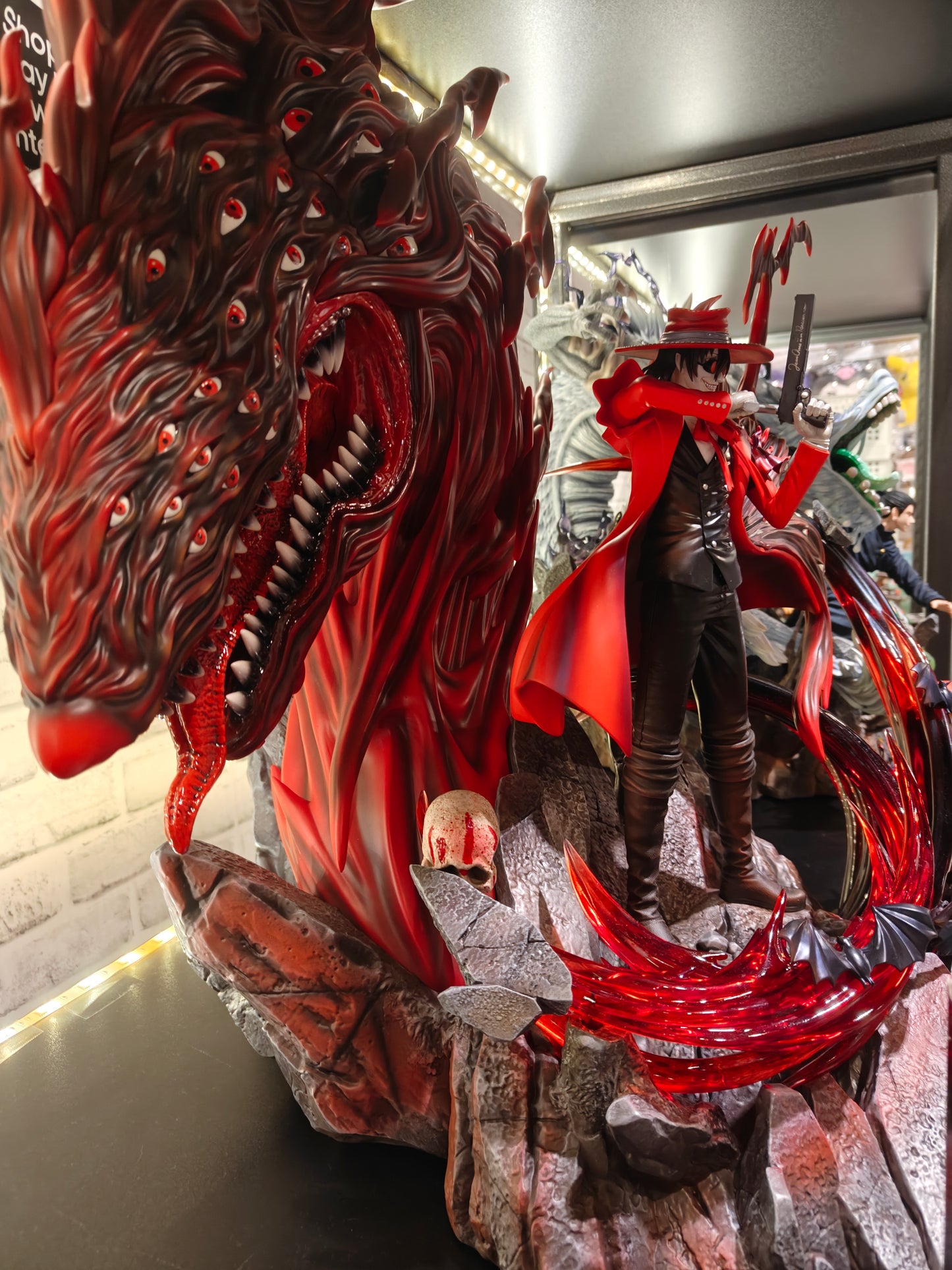 [IN STORE] Hellsing - Dream Box Studio - Alucard Resin Statue