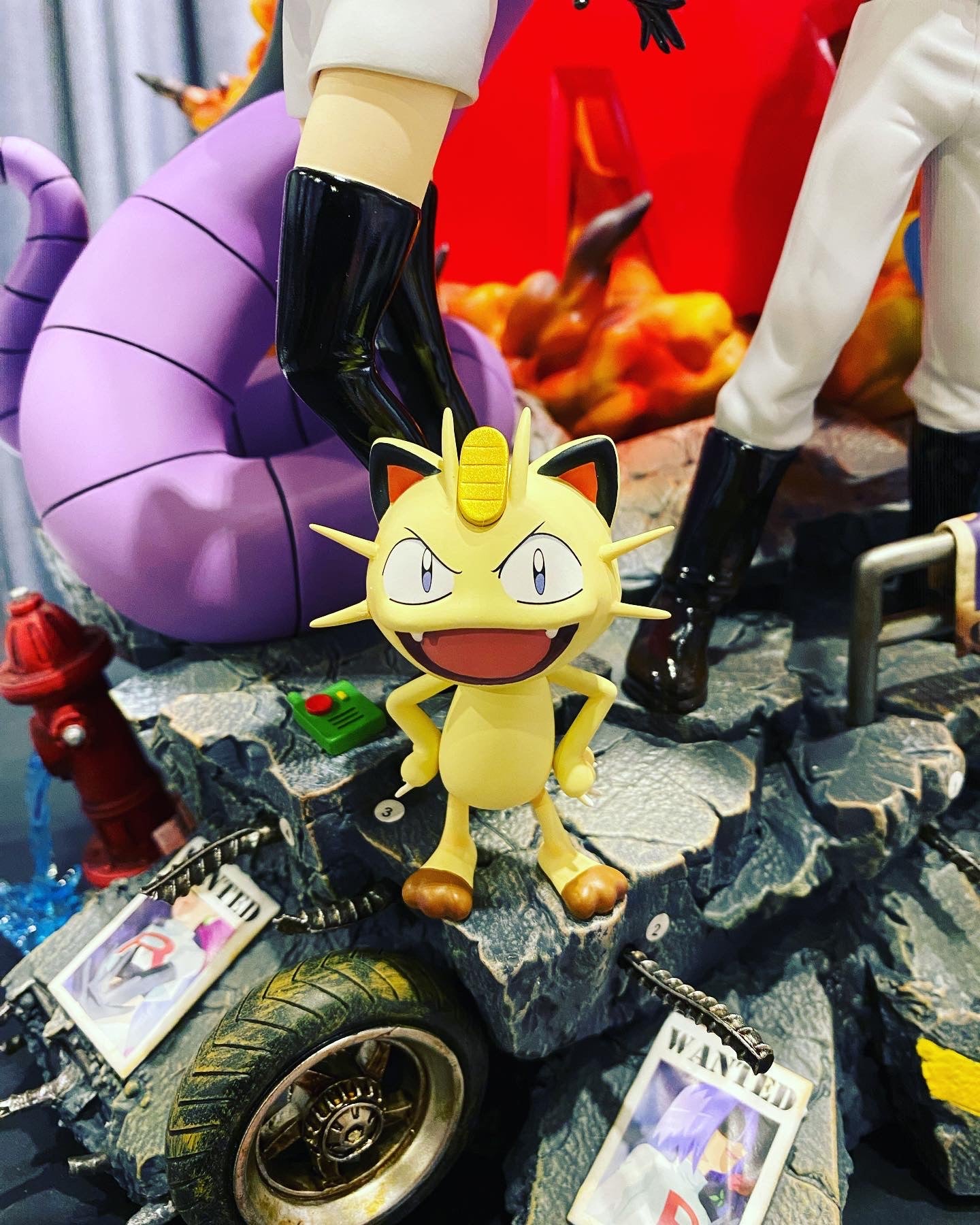 Pokemon - Egg Studio - Team Rocket Resin Statue
